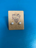 Small Pearl Studs